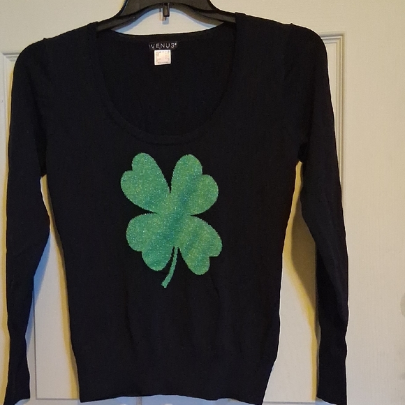 VENUS Tops - VENUS Black Knitwear